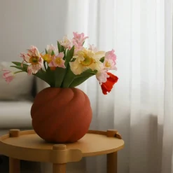 Twist Ball Vase 20 cm, Black