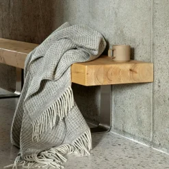 Vega Throw 150x210 cm, Black