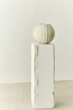 Vinci Vase 01, Dark Brown