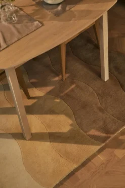 Wave Wool Rug 180x270 cm, Beige